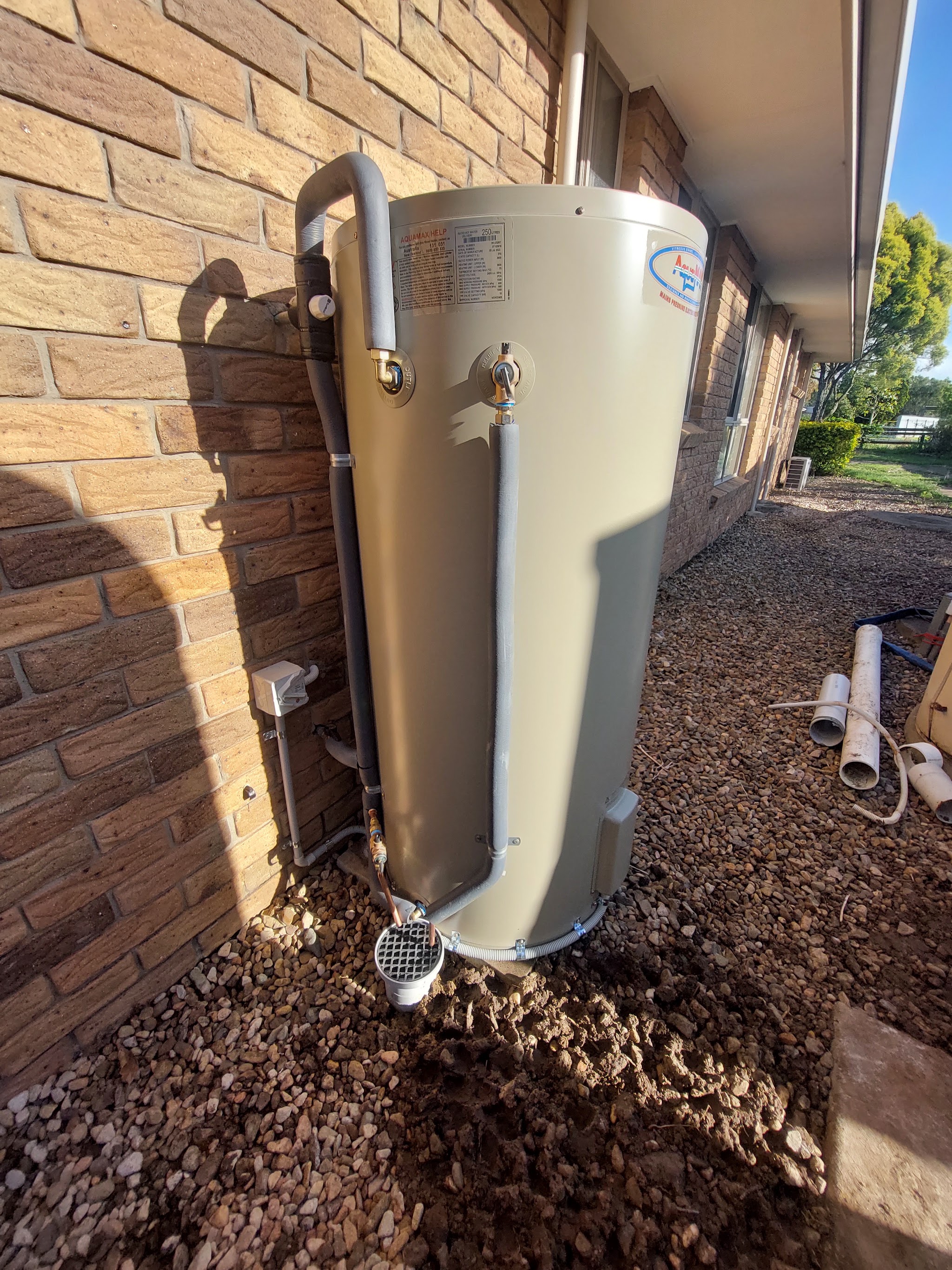 A new 250 litre electric hot water system installed